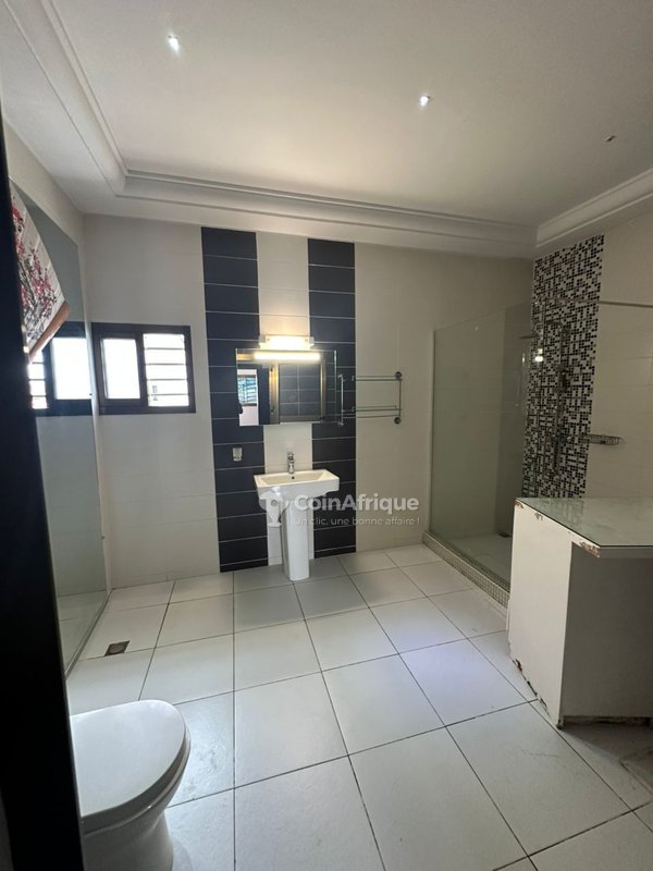 Location villa à Riviera Faya cité ATCI — photo 5