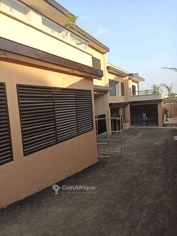 Location appartement 4 pièces - riviera attoban