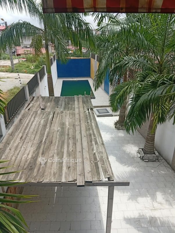 Location villa duplex 5 pièces - Faya
