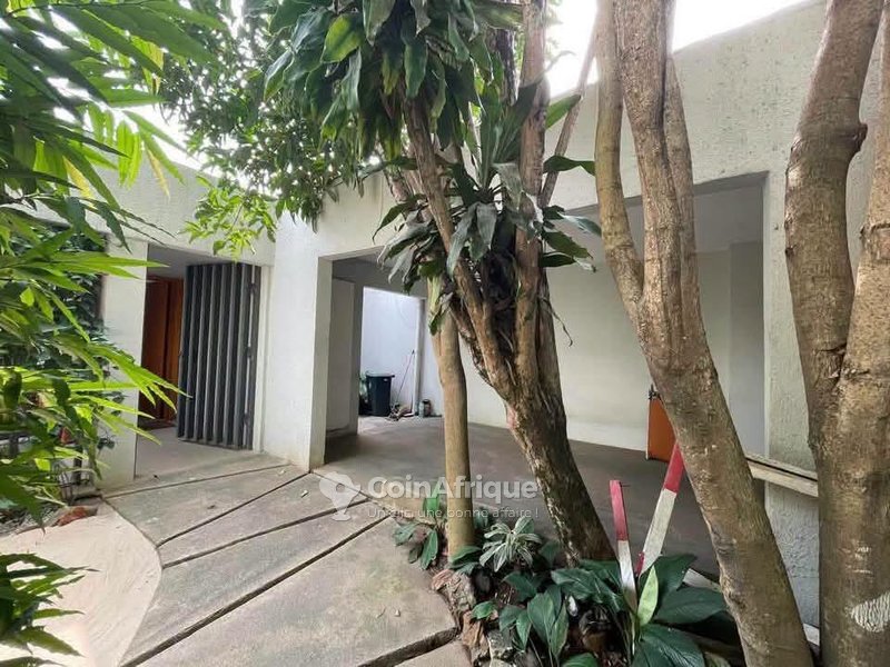 Location villas 5 pièces - Cocody riviera 3