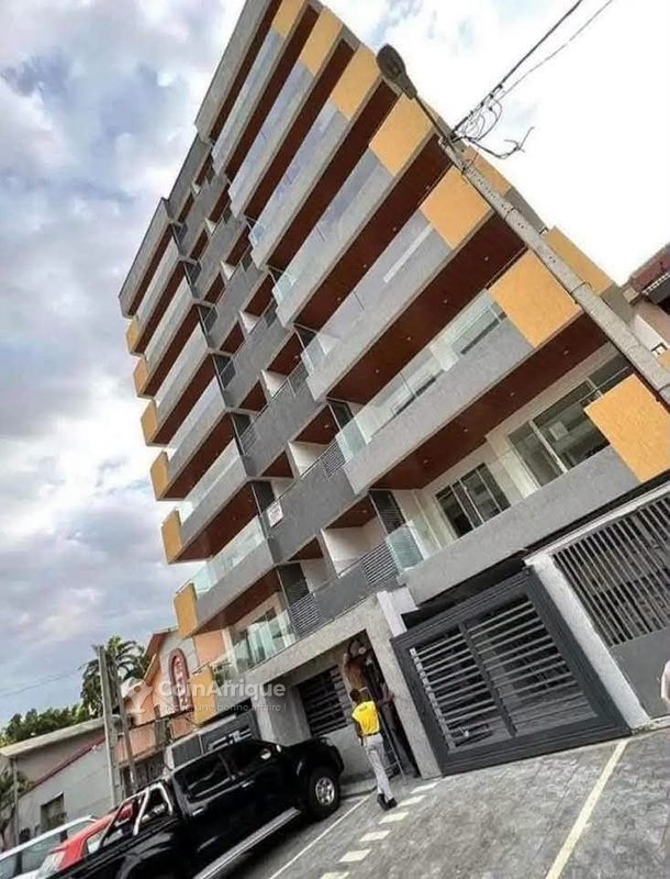 Location appartement 4 pièces à Cocody Angre 7eme Tranche