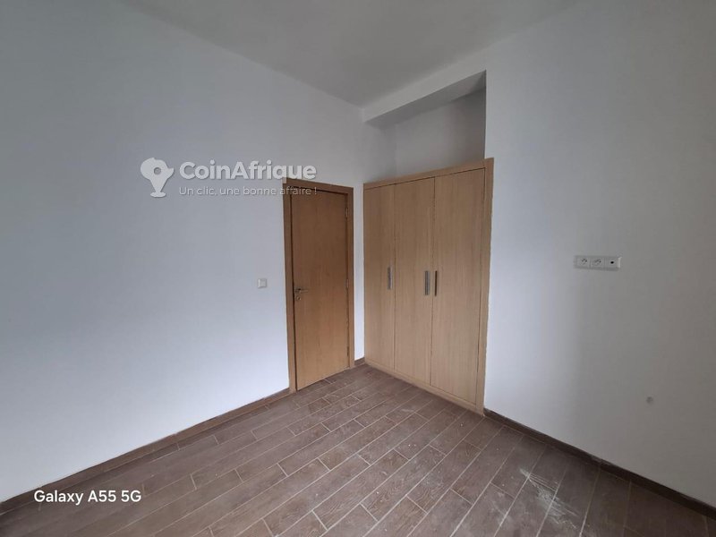 Location appartement de standing 4 pièces - cocody 2 plateaux 8eme tranche — photo 5