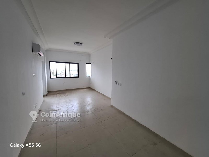 Location appartement de standing 4 pièces - Cocody angré 8eme tranche