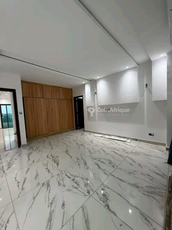 Location appartement penthouse CHU Angré — photo 5