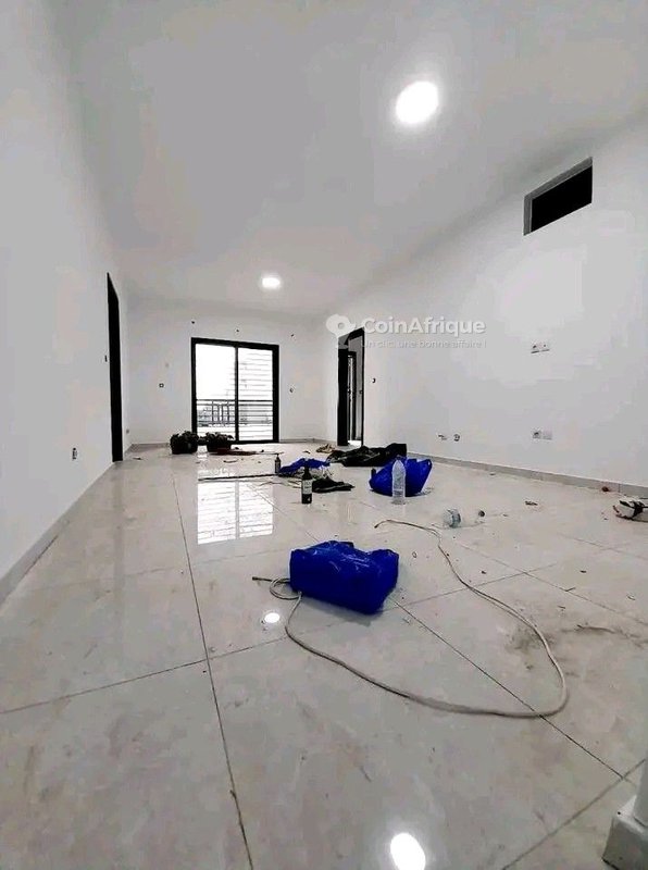 Location appartement 3 pièces à Cocody cité sir en bordure — photo 5