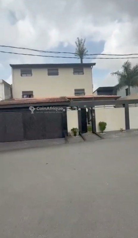Vente villa 4 chambres à Cocody Riviera