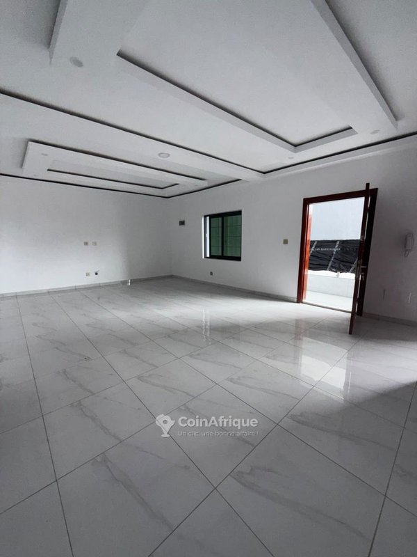 Location appartement à Angre Djorogobiité 1 — photo 2