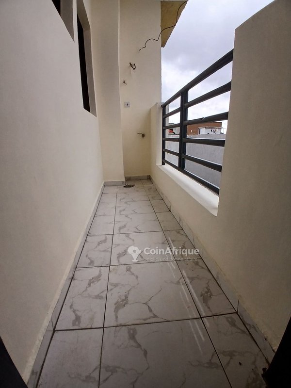 Location studio américain à Angre djorogobii 1