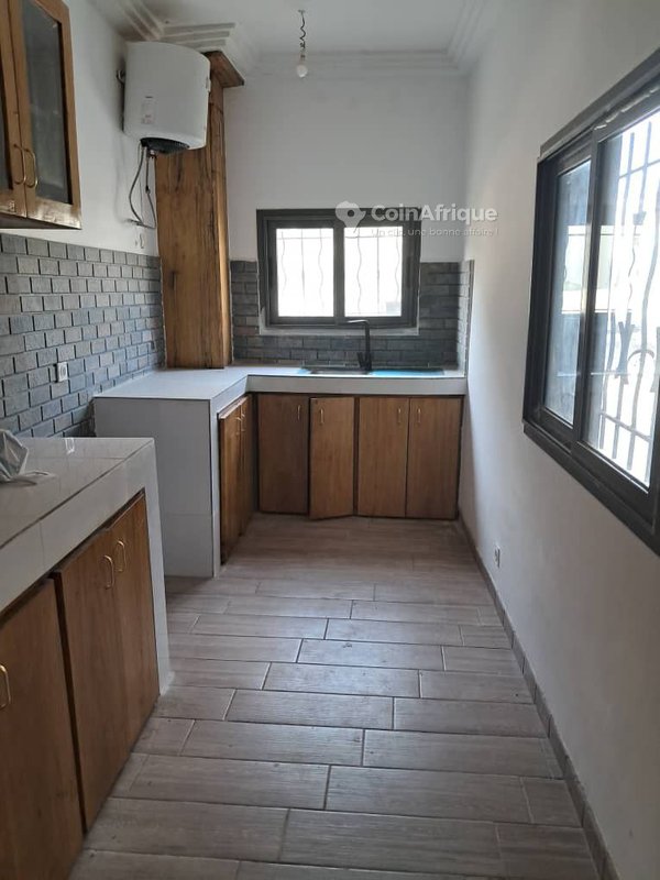 Vente appartement 3 pièces Riviera 4 m'babon l'ambassade