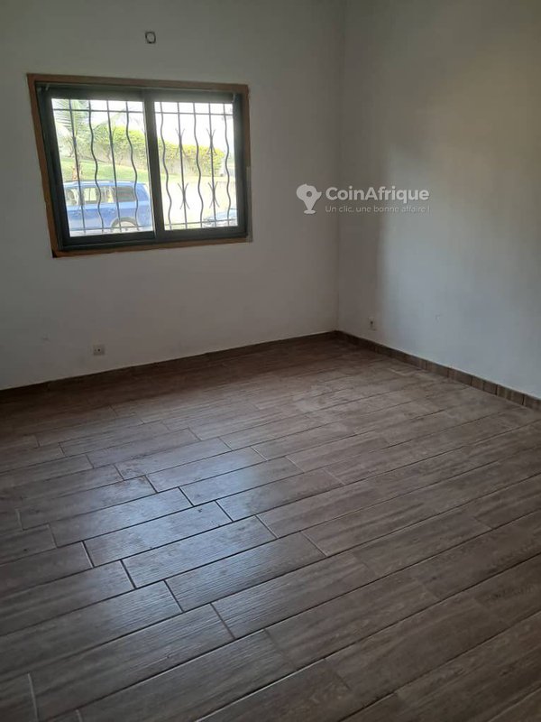 Vente appartement 3 pièces Riviera 4 m'babon l'ambassade — photo 2