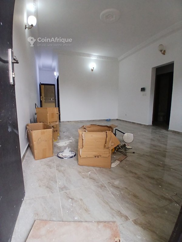 Location appartements 3 pièces à Cocody riviera palmeraie saint viateur au 2e et 3eme étage — photo 5