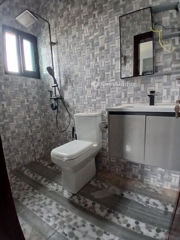 Location appartement 3 pièces Cocody angrè nouveau chu — photo 5