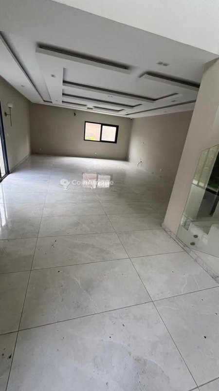 Location villa duplex 6pièces - Cocody angre nouveau chu djorobite — photo 5