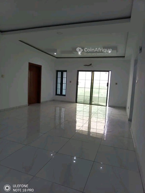 Location appartements 4 pièces - Angré carrefour docteur — photo 3