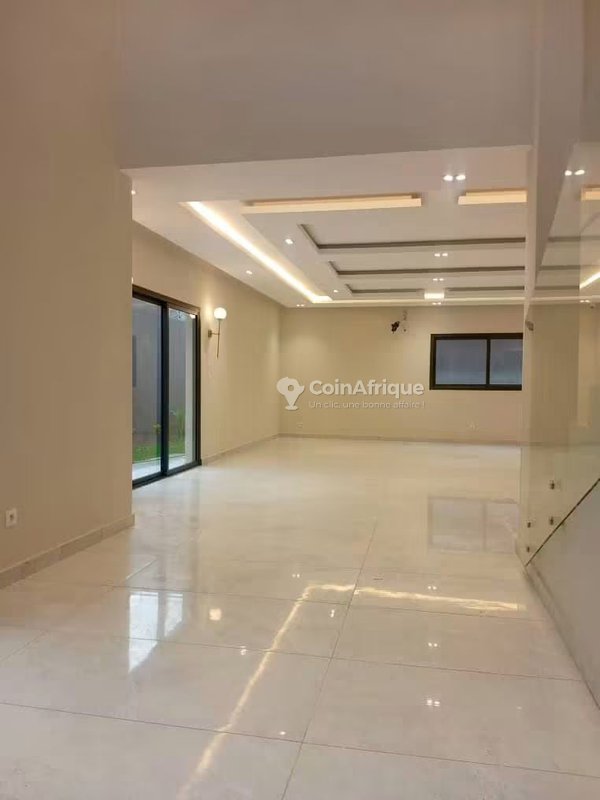 Location villa duplex 6 pièces - Djorobité 1 — photo 5