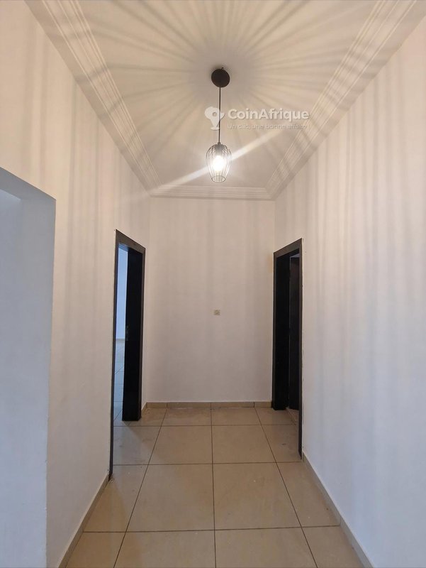 Location appartement standing 4 pièces - Cocody 2 plateaux vallon — photo 3