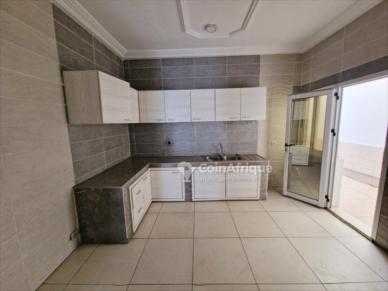 Location appartement standing 4 pièces - Cocody 2 plateaux vallon — photo 5
