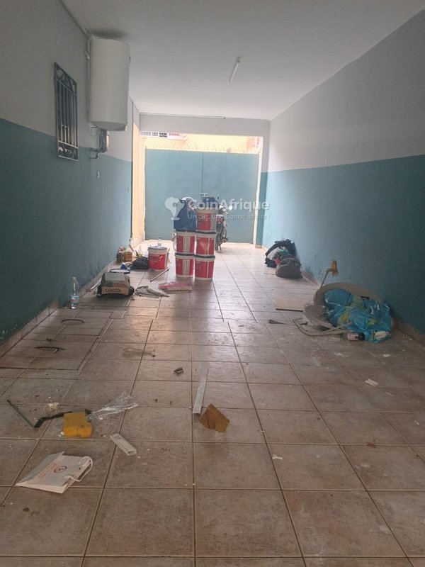 Location villa duplex de 5 pièces à cocody angre 8eme tranche cité arcade 2 — photo 4