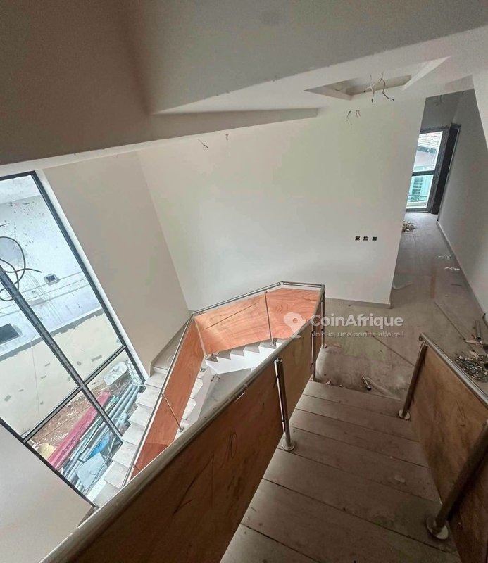 Vente villa duplex 6 pièces à Cocody rivera 4 Mbadon — photo 4