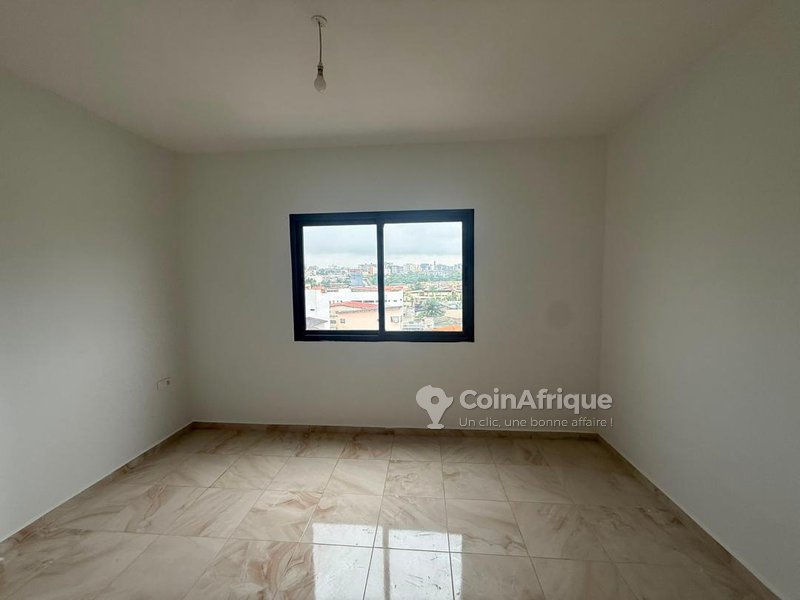 Location appartements 2 pièces - Cocody riviera 4 — photo 2