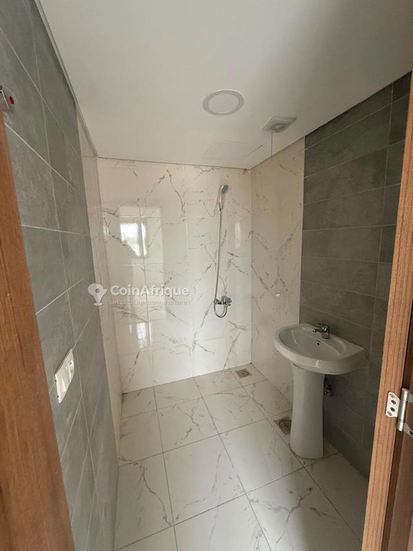 Location appartements 2 pièces - Cocody riviera 4 — photo 4