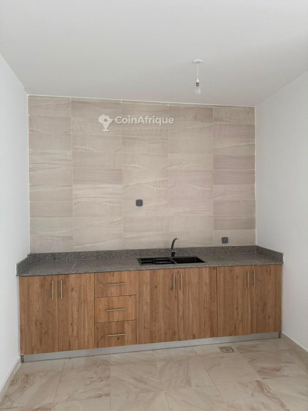 Location appartement 2 pièces - Cocody riviera 4 — photo 3