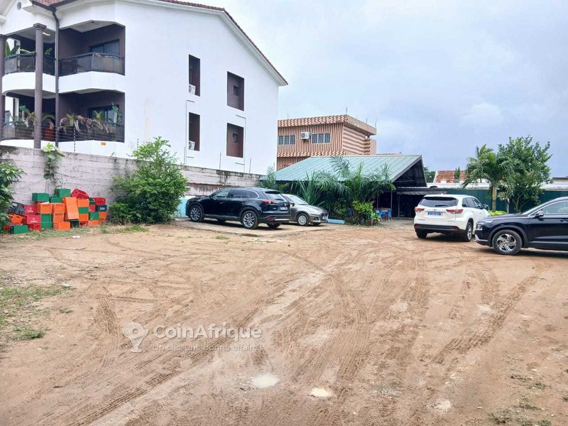 Terrain nu 994 m2 - Cocody 2 plateaux 7eme tranche — photo 3