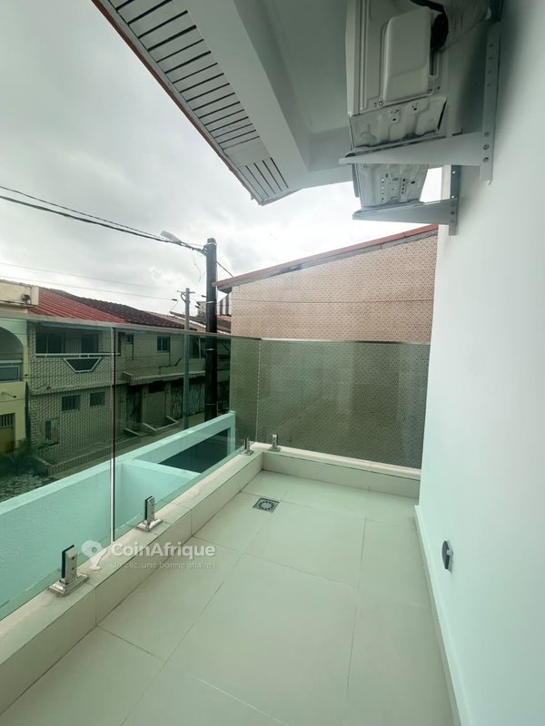 Location villa duplex 4 pièces - Cocody Riviera — photo 4
