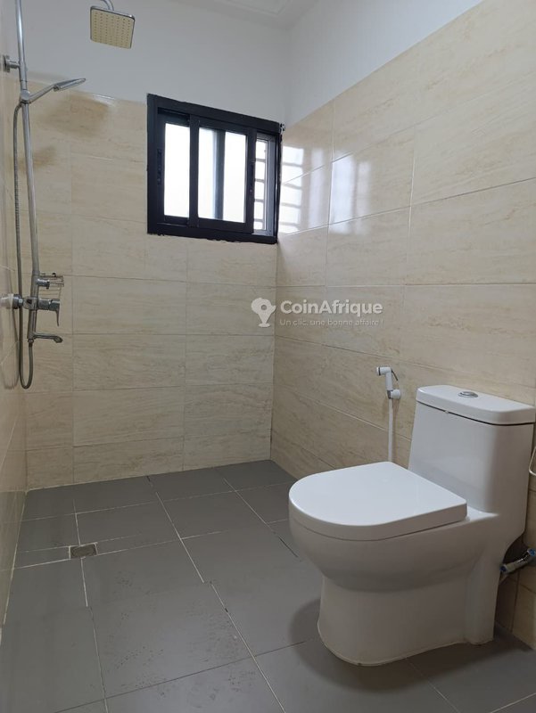 Vente appartement 3 pièces - Cocody — photo 3