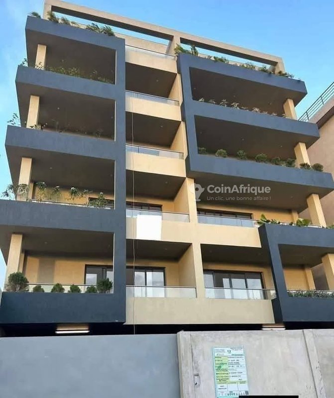 Location appartements 5 pièces Rivera 3 triangle avec ascenseur- Cocody
