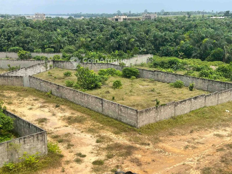 Terrains 600m² - Port-bouet amon eugène