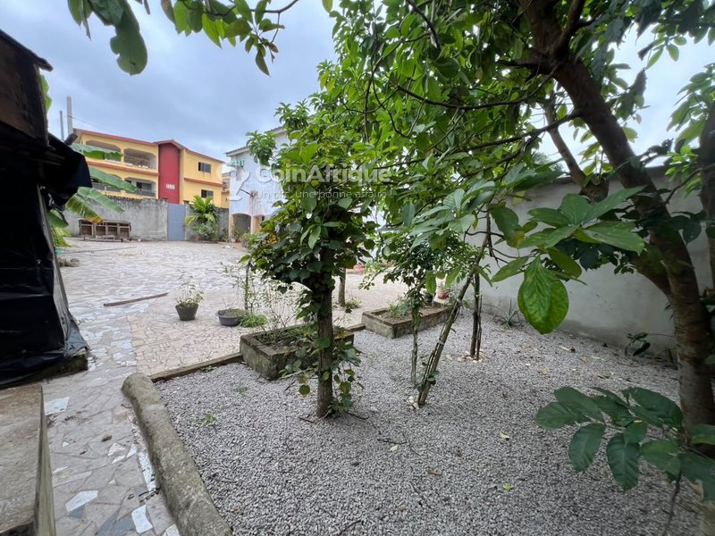 Vente villa duplex 9 pièces - Bingerville côté mère-enfant — photo 4