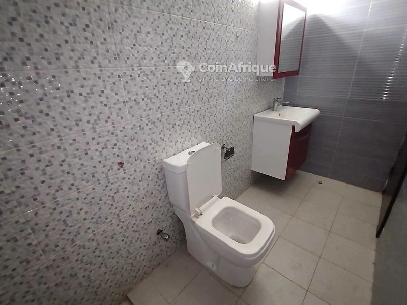 Location appartement 2 pièces à cocody rivera attoban — photo 5