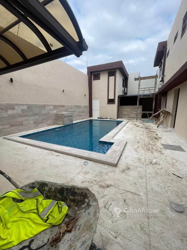Location villa duplex de 6 pièces à cocody 2 plateaux les valons non loin de l'ambassade du ghana — photo 5
