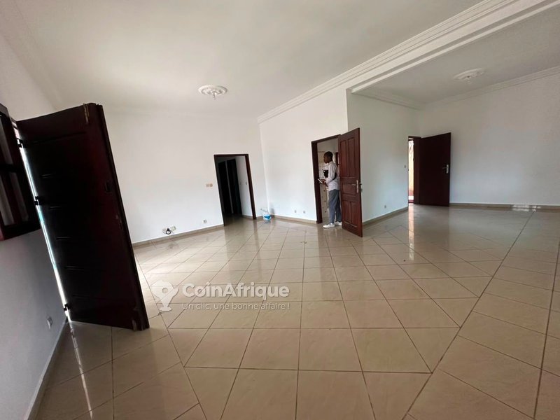 Location villa basse à Cocody Riviera 3 — photo 3