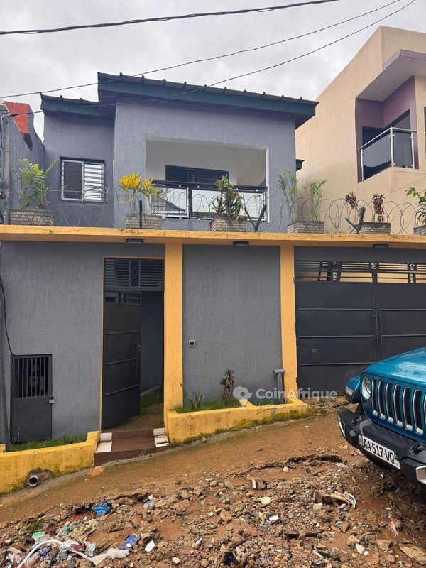 Vente villa duplex 4 pièces - Bingerville
