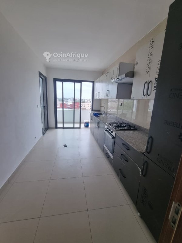 Location appartements 3 pièces - Cocody
