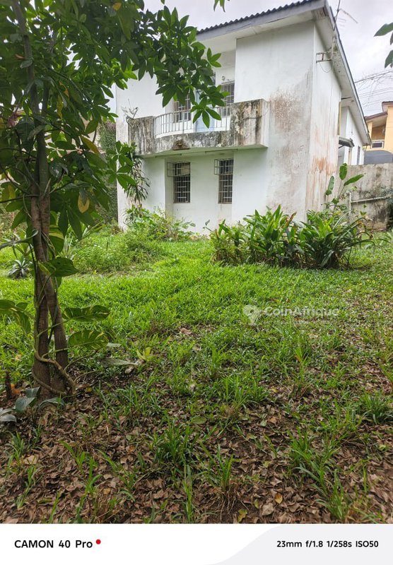 Vente villa 5 Pièces à Cocody Riviera Palmaraie