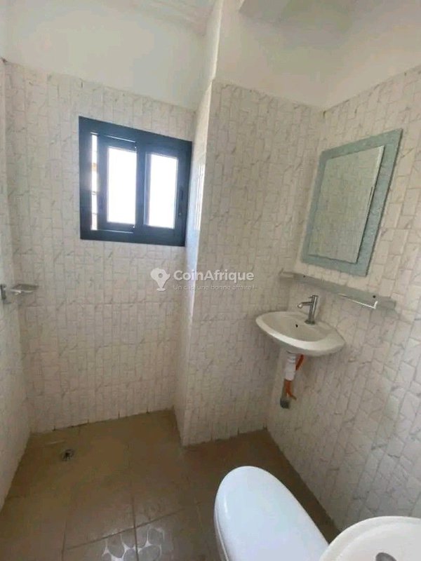 Location appartement 3 pièces à Cocody Angré 9è Tranche — photo 3