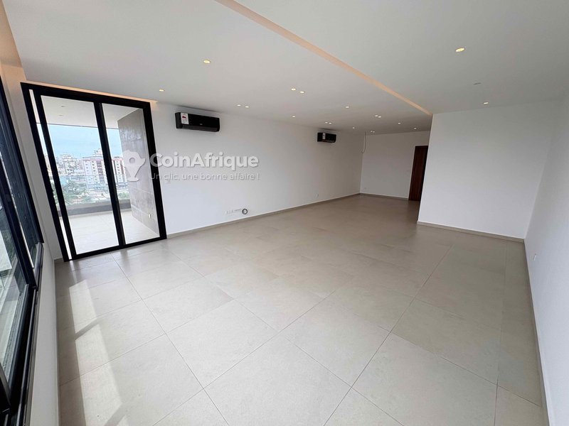 Location appartements 4 pièces à marcory zone 4