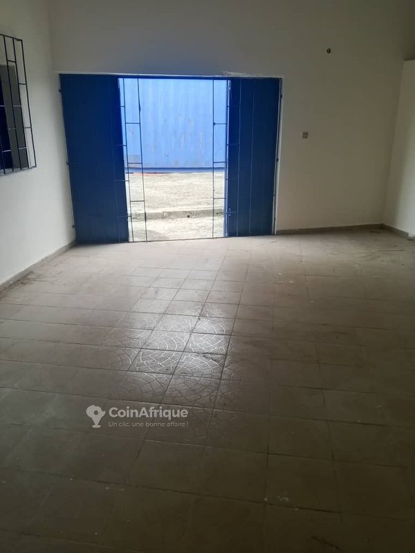 Location magasin – Angré chu