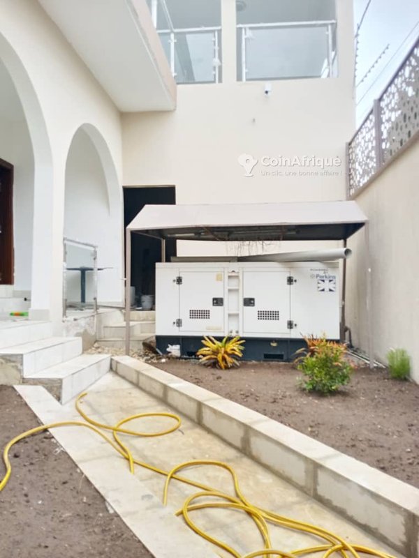 Location villas duplex 8 pièces - Cocody rivera palmeraie