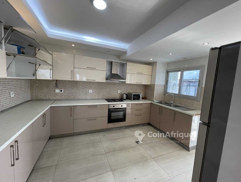 Location appartement standing 3 pièces - Marcory zone 4