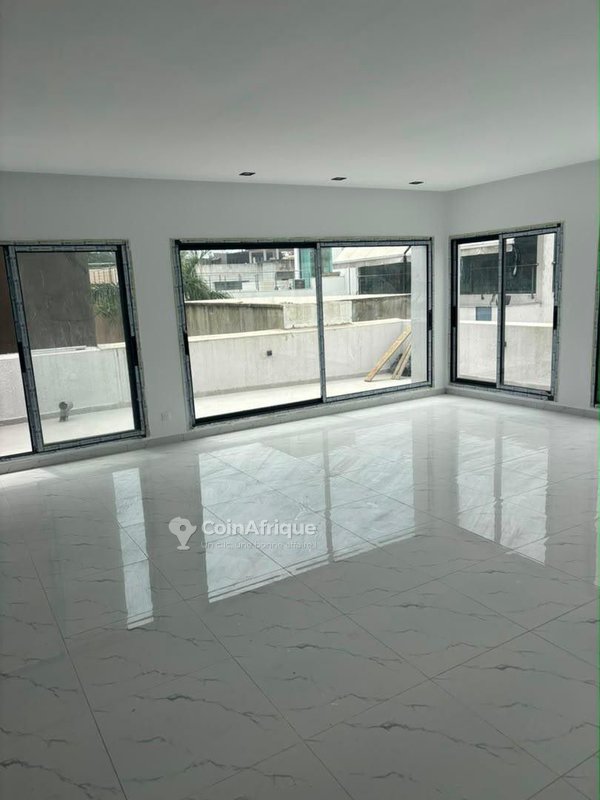 Location appartement 3 pièces - Abatta Residentiel