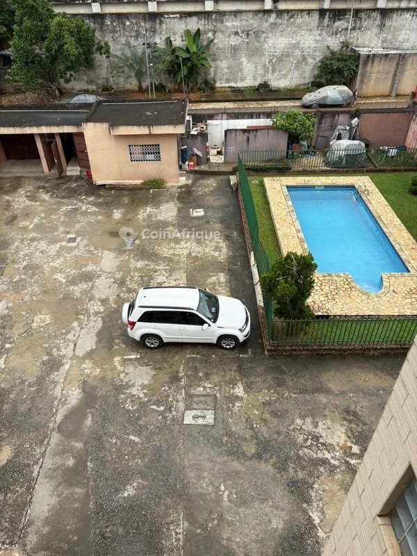Location appartement 3 pièces à Cocody Rivera Attoban
