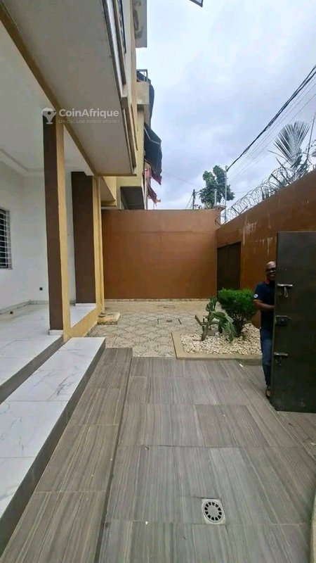 Location villa duplex 6 pièces Cocody Angre Chu zone pharmacie Val-d'Oise