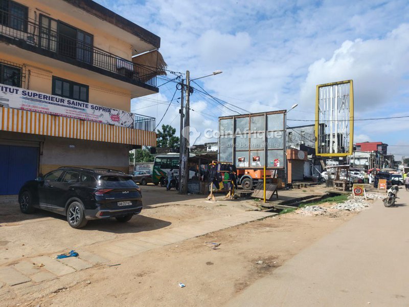Vente immeuble - Yopougon — photo 3