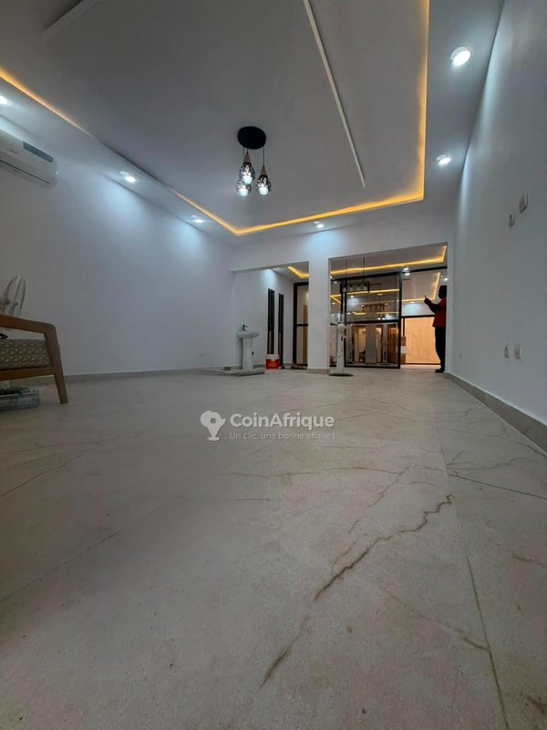 Location appartements 5 pièces - Cocody Rivera M'badon