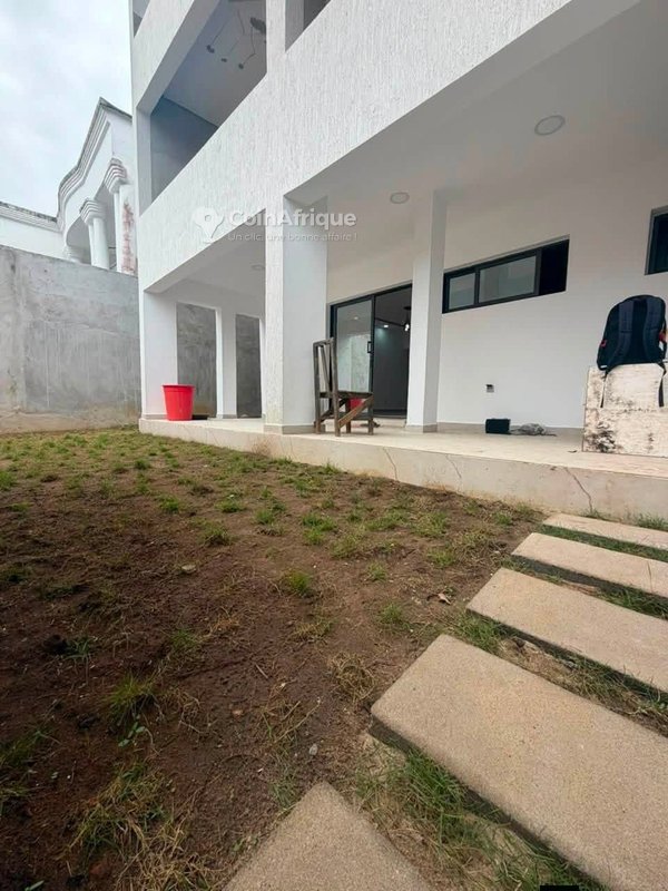Location villa duplex à la Riviera 4
