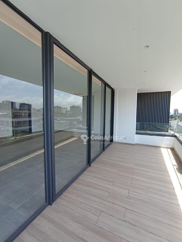 Location appartement 4 pièces - Marcory zone 4